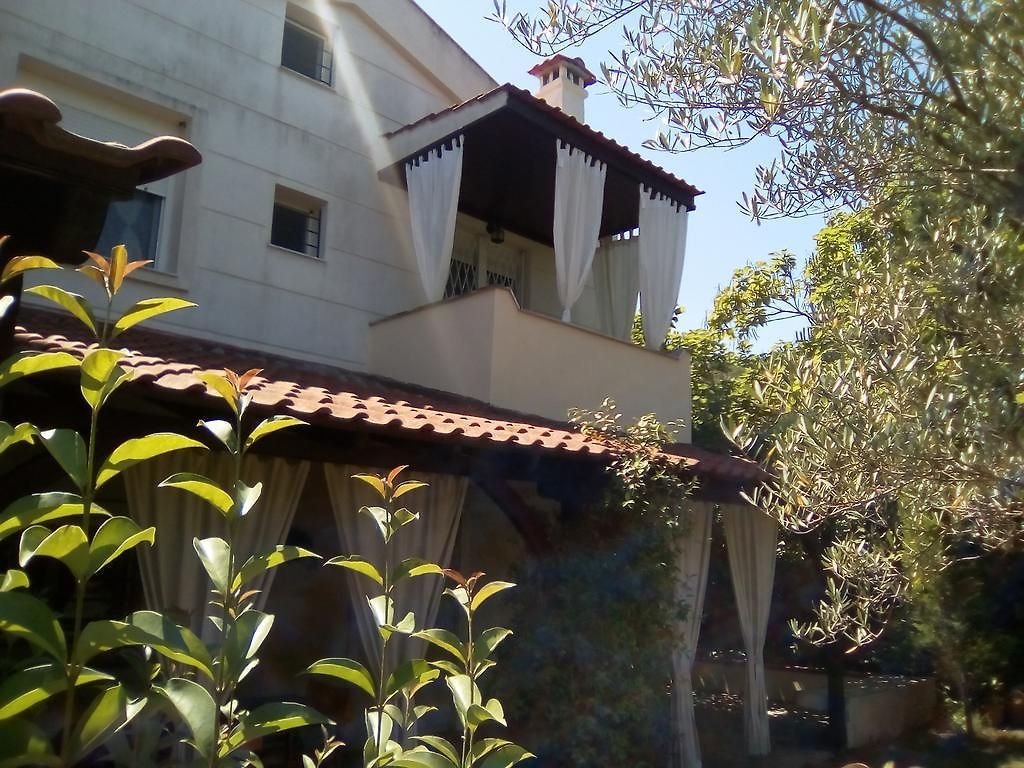Vourvourou maisonette for sale